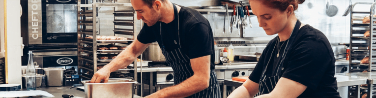 10 essentiële kookspullen voor elke keuken