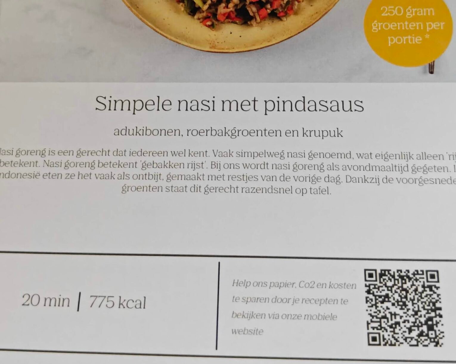 Receptkaart van Ekomenu voor simpele nasi met pindasaus: 20 minuten, 775 kcal en 250 gram groenten per portie